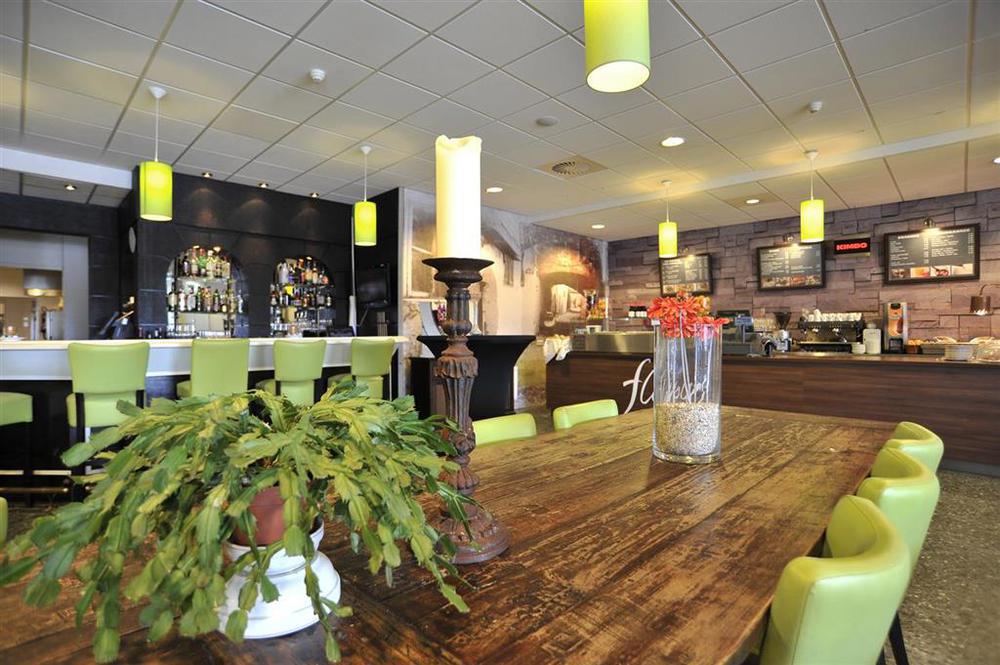 Tulip Inn ライデルドルプ レストラン 写真